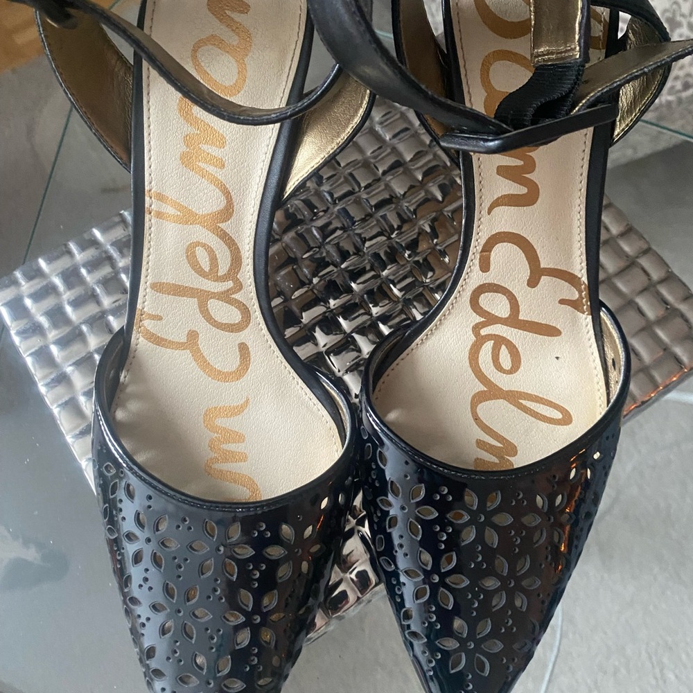 SAM EDELMAN Odynna Heels with Cutout Design Size 7.5